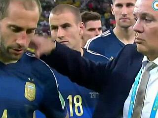 raw argentinian emotive nights por mil noches