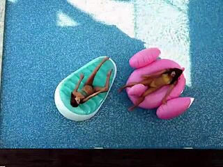 milf queens lesbian threesome beautiful teen 18+