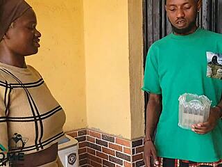 Whatsapp Vendor Delivers Pussy With Home Goods