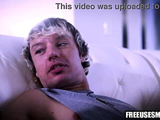 Horny guy freeuses girlfriend's milf stepmom pussy licking threesome