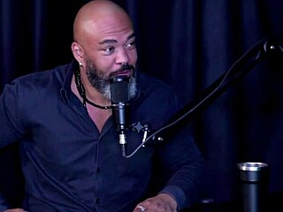 pri melancia massages client then sucks and rides hard.