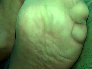 Chubby German feet in sheer pantyhose nylons tease my fetish toes 😘👣✨