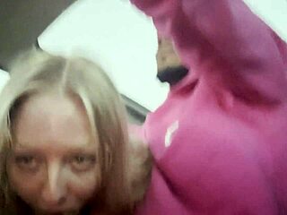 tik tok skinny babe in leggings skirt blows interracial cock whole car ride wet