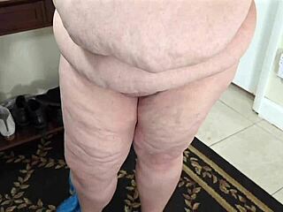Fat ass BBW milf flashes spreads juicy wet pussy in dress close-up cum for me daddy 💦🍑🔥