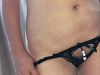 hot stepmom lets stepson snap her lingerie ass shakes