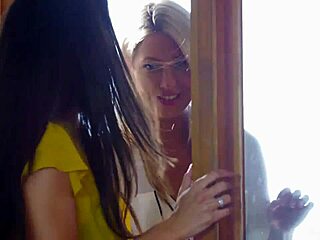 alexa tomas lexi lowe milfs lesbian tits fingering?