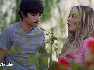 Anna Claire Clouds seduces stepson with sensual pussy licking and riding