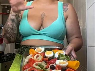 WEARING Tight Shorts RIPPING Pussy Wide Open Now!
