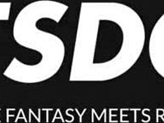 Mature boyfriend gives Lisa Gali's tight pussy that slow sensual fuck we crave.