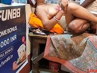 fuck horny indian wife with huge dick dirty talk webcam!