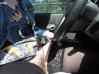 hairy mature flashes beaver in car!