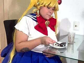 Chubby Sailor Moon Cosplay Babe Rips Off Skirt for Nasty Farts