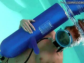 minnie manga sucks huge dildo underwater in bikini pool