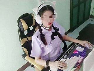 i fuck thai schoolgirl hard by computer moaning loud