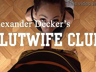 hey gia, jerk that thick sperm right into candie cross's slutty mouth?