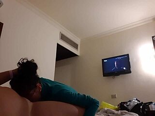 we fucked my brunette girlfriend's mouth hard in hotel till orgasm lick fest 💋👅🏨