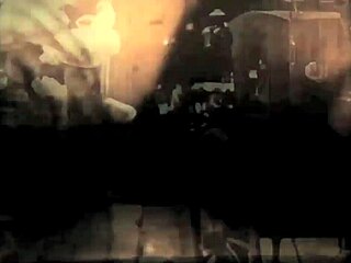 WOW VINTAGE SILENT FILMS SHOW HAIRY BUSHES!