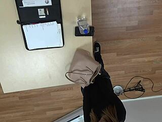 mandy mynxx chokes gags deepthroats cock like a total slut