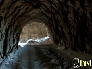 skinny punk babe wanna get assfucked hard on the beach?