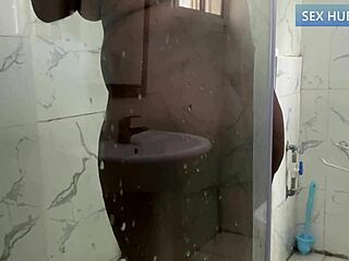 OG Wife's Erotic Chubby Ebony Pussy Creampie in Bedroom