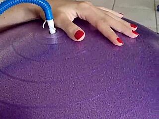 Lety Howl's Naked Morning Yoga Workout Teases More