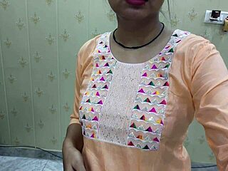 boyfriend sweet talks gf into first time creampie sex 😍🔥💦