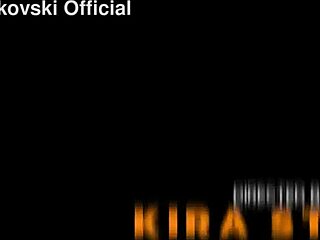 my ex-girlfriend crashed here and we licked pussy like horny lesbian sluts all night