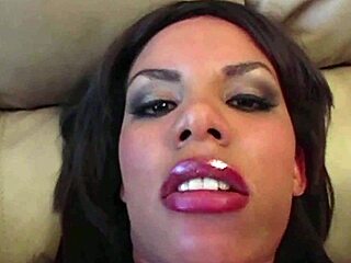 A sexy brunette in bikini toys her pussy then deepthroats 😍💦