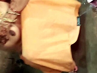 bhabhi's intriguing bath pissing reveal