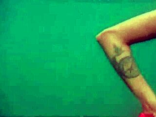 Safada Fingers Her Pussy On Arraial Do Cabo Nudist Beach