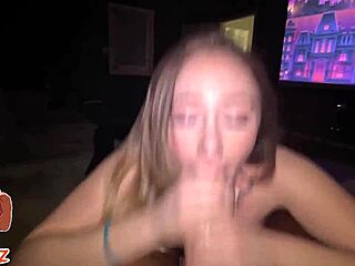 canadian pawg sucks bbc then swallows load during movie