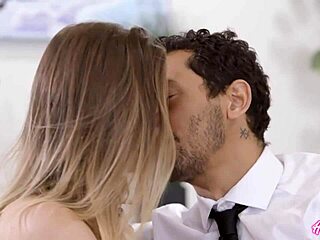 alex jones gets newlywed siren kyler quinn tonight