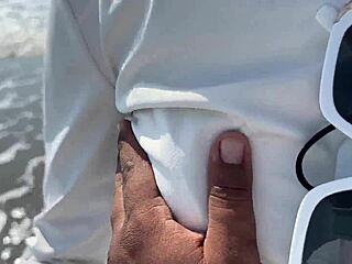 Me follo a mi hermanastra despues de playa casa sola creampie!