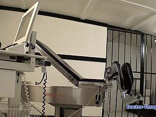 dr tampa locks up alexa chang backstage with handcuffs and gaping play 😏