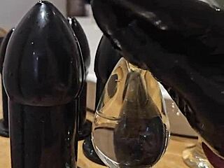 redhead slut orgasms on huge anal toy