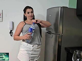 stepbro arrives early, horny sister-in-law offers her pussy dinner before hubby - mama studio free!