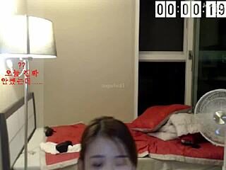 bagel soo teases with korean strip