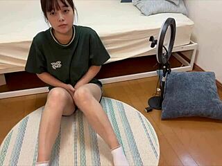 College girl planned to masturbate after live stream, pussy feels too good