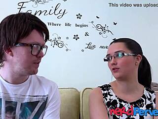 omg this nerdy gamer girl sucks my cock so good