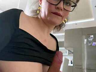 husband snaps pics as friend throats me backstage