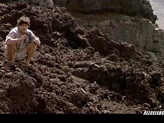 leticia brédice bares big tits in almejas mejillones 2000