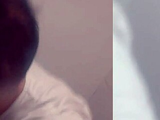 old dude paid me to suck his cock in gym locker 😏🍆💦