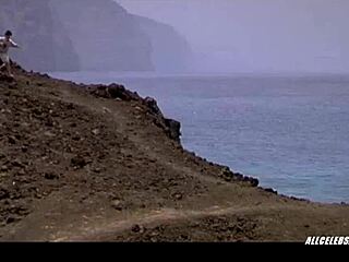 leticia brédice bares big tits in almejas mejillones 2000