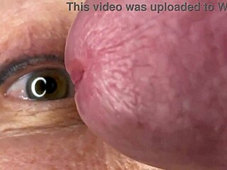 Mature Lady Takes Huge Facial Cumshot On Eyes