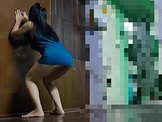 sexy big ass college girl works out curves at home
