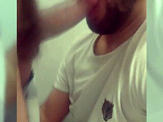 old dude paid me to suck his cock in gym locker 😏🍆💦