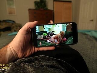 Kymber Leigh MILF würgt an Söhne Monster-Schwanz Deepthroat Tabu POV