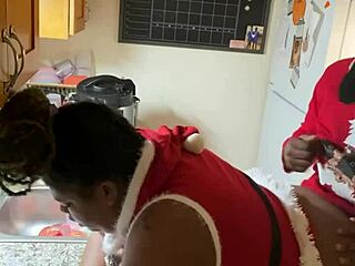 Mrs Claus Sucks Licks Santa's Big Black Cock Pussy Ride