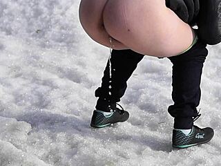 Watch this milf piss her hairy pussy in the sea! Outdoor amateur fetish compilation