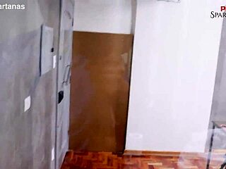 Niki niquita rebolas tanned ass post-creampie shower